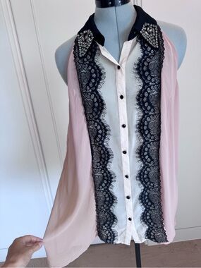 BKE Embellished Pink & Black Lace Panel Blouse